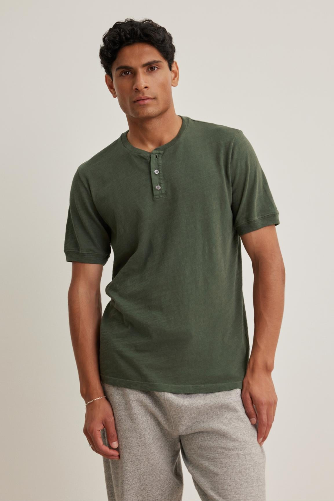 VITO HENLEY