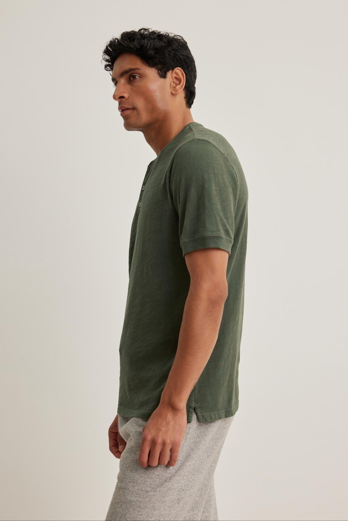 VITO HENLEY