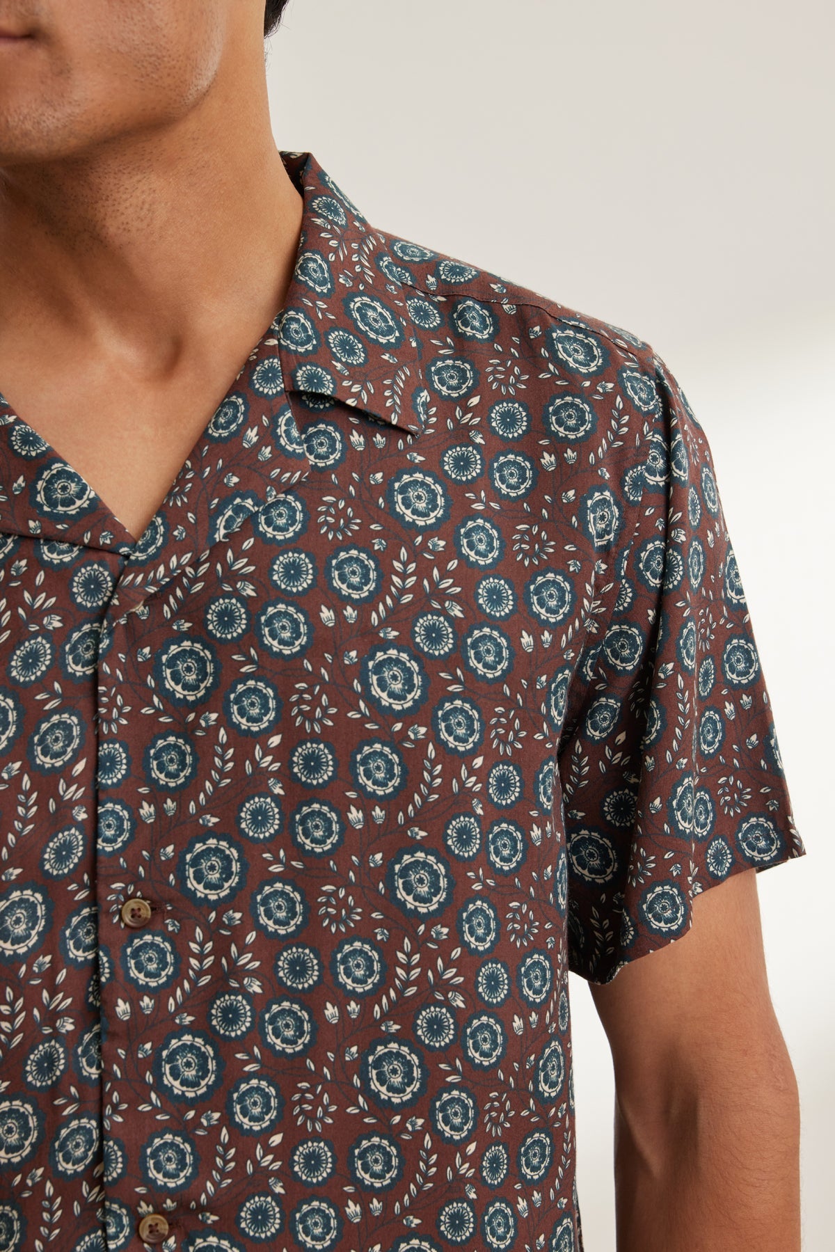 EMILIO BUTTON-UP SHIRT