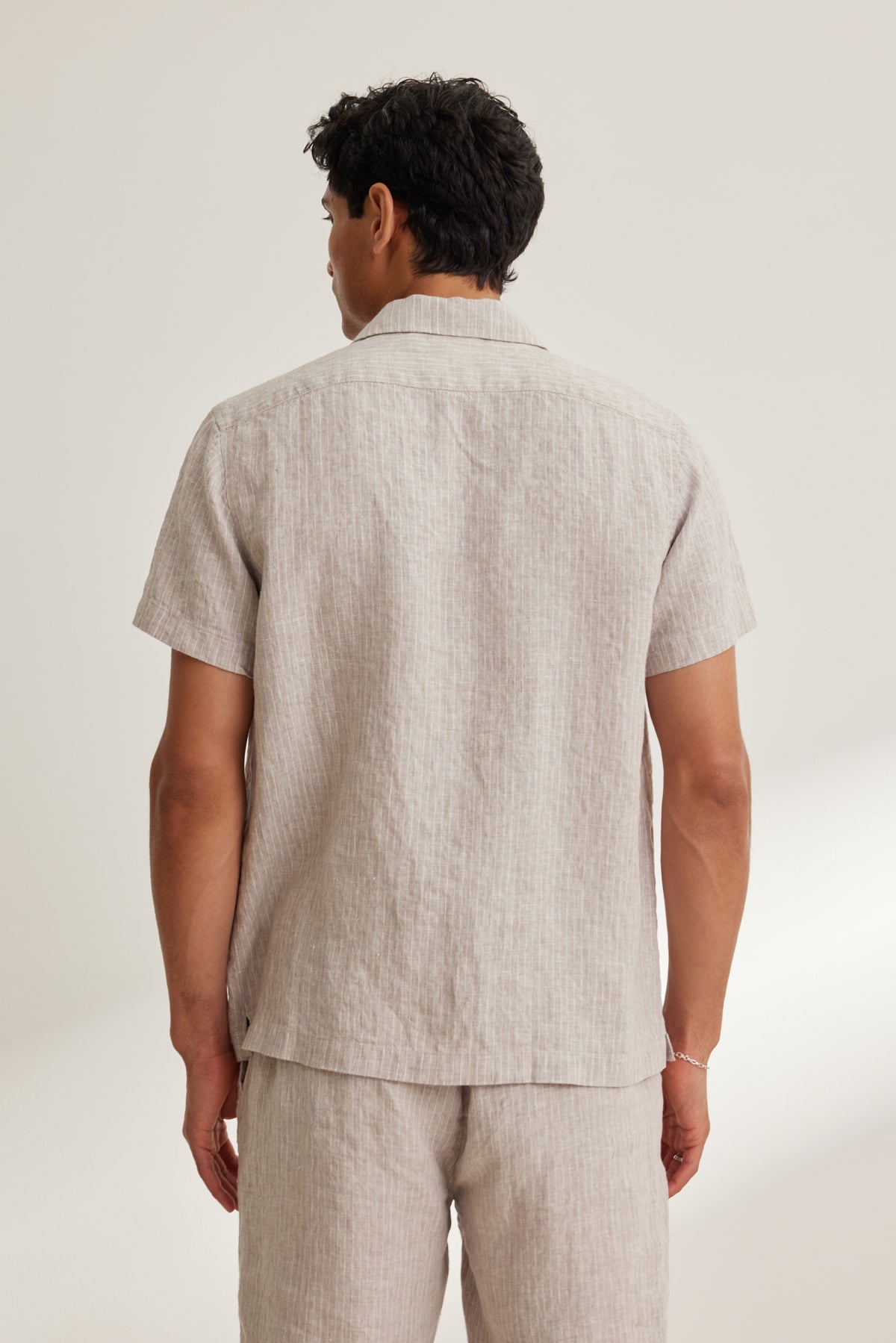 JULIUS LINEN BUTTON-UP SHIRT