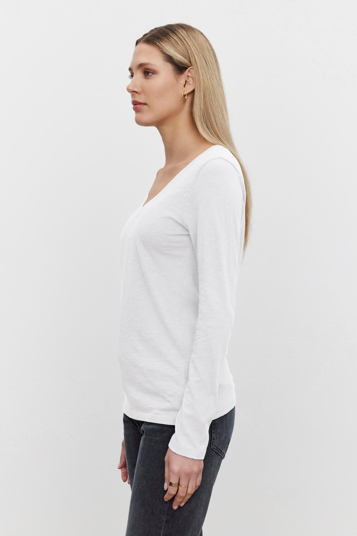 BLAIRE TEE