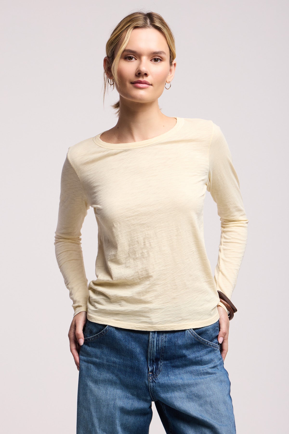 LIZZIE TEE