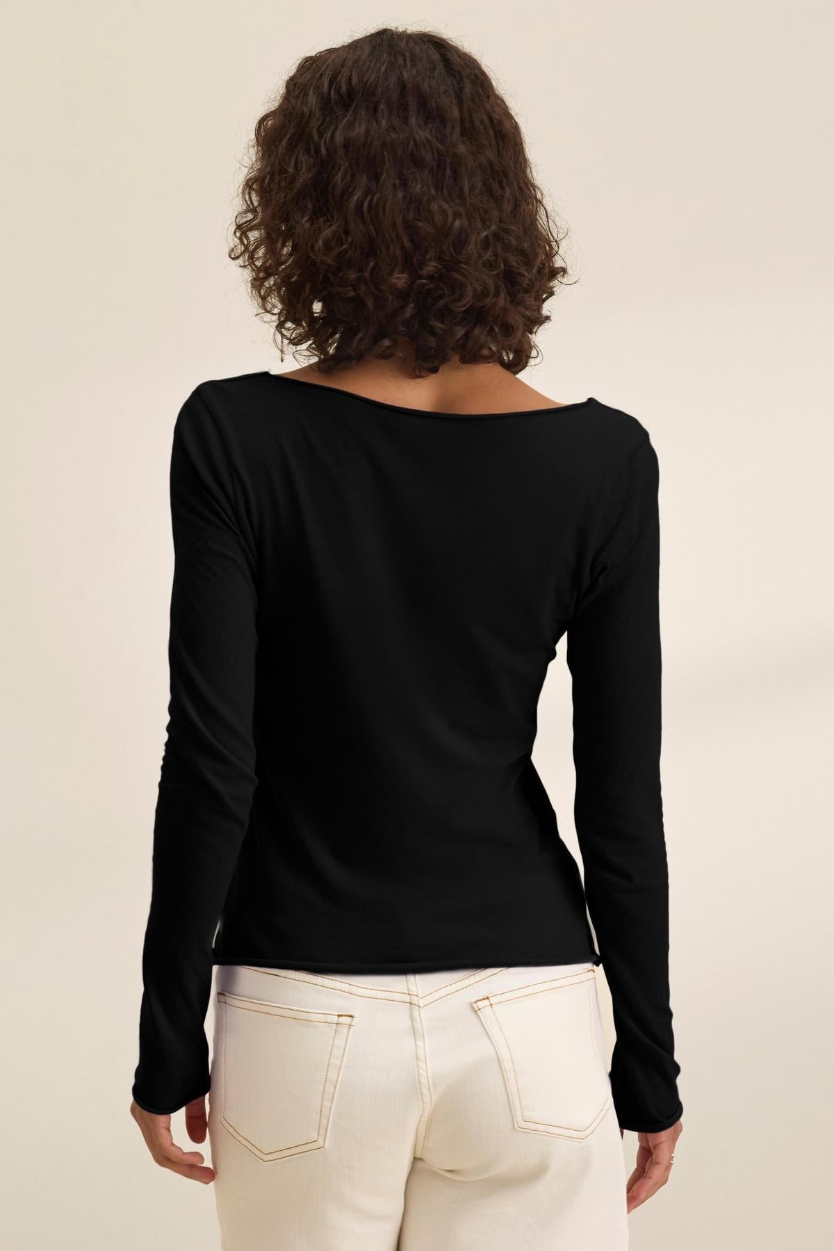 NOURA TEE