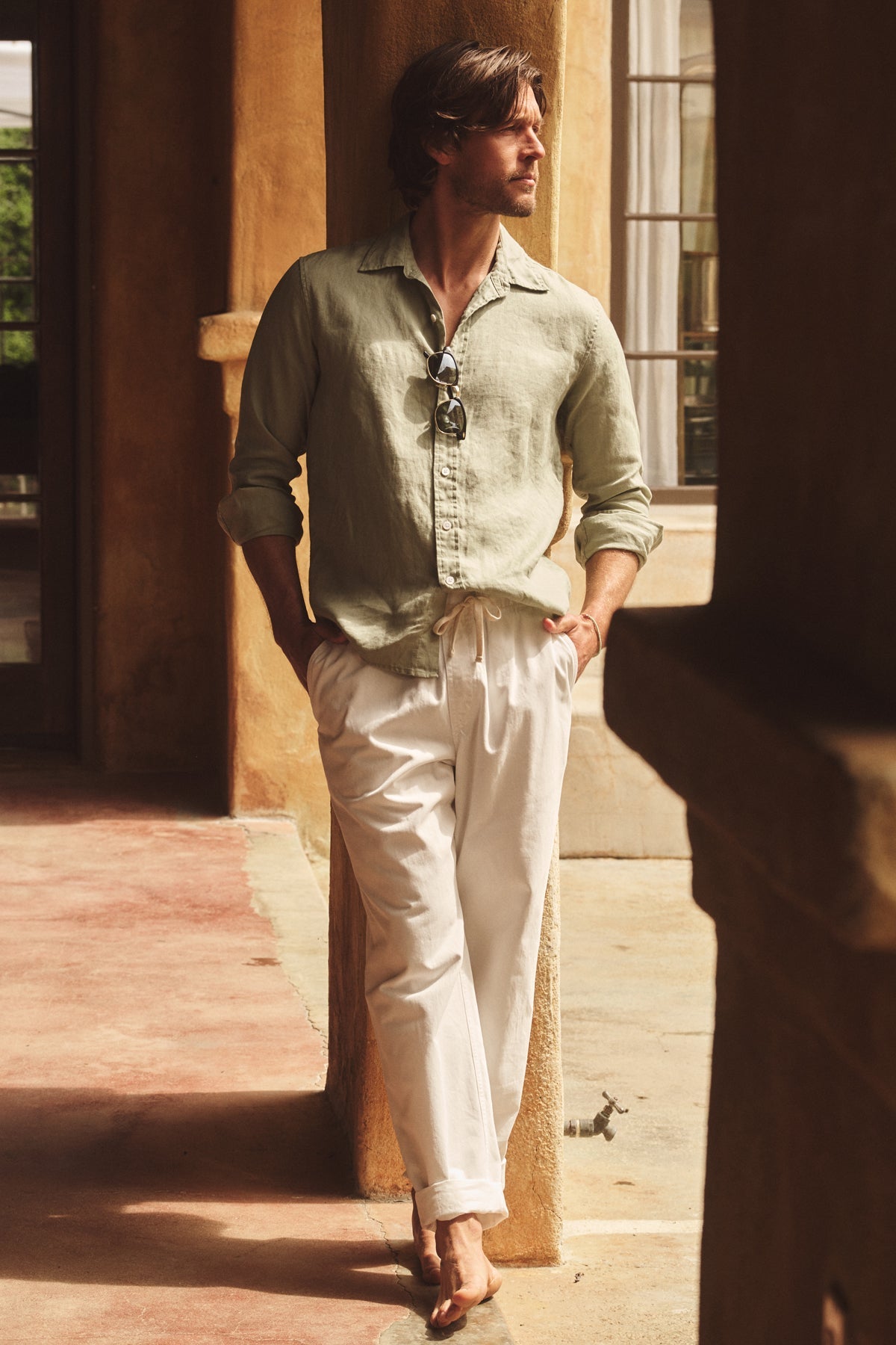 CARUSO LINEN BUTTON-UP SHIRT