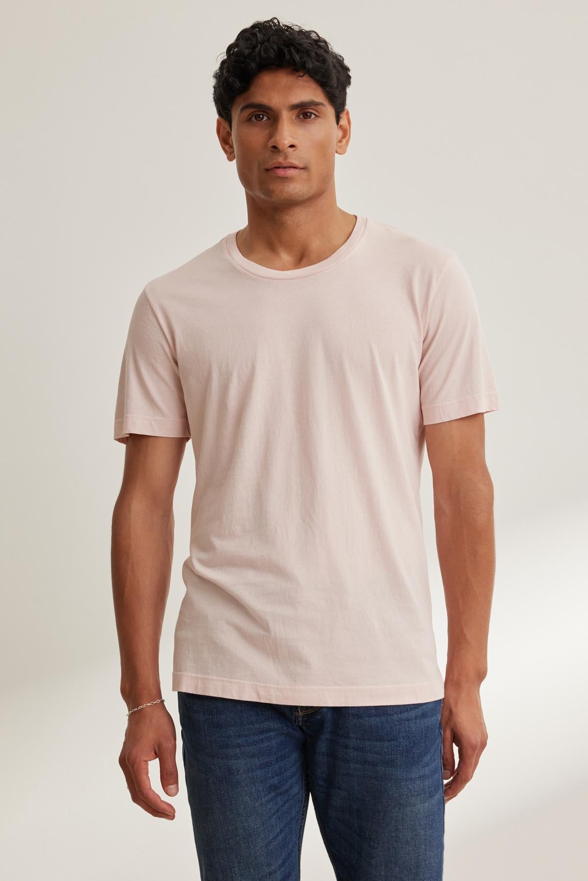 HOWARD TEE