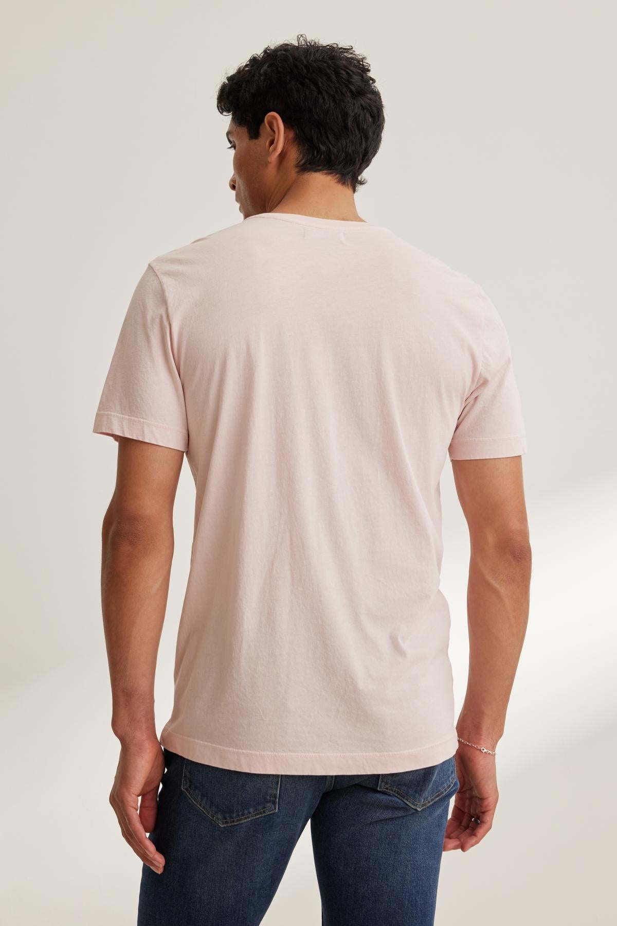HOWARD TEE